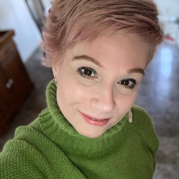 Meet your Posher, Mary - Picture 4 of 11